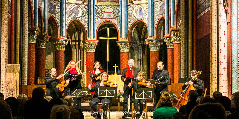 Christmas concert at Saint-Germain Church Christmas concert at Saint-Germain Church